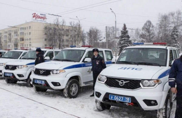 <br />
24 патрульных авто передали подразделениям ГИБДД в Ижевске<br />
