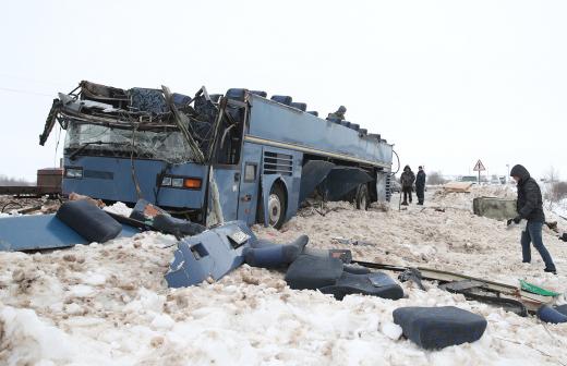 Один человек погиб и 16 пострадали в ДТП с автобусами в Ярославле<br />
